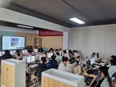 濰坊鼎盛教育咨詢服務 點亮學業與職業發展的引路明燈